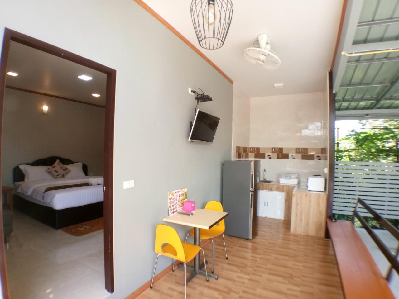 Hi Tech Resort Kabin Buri Room photo