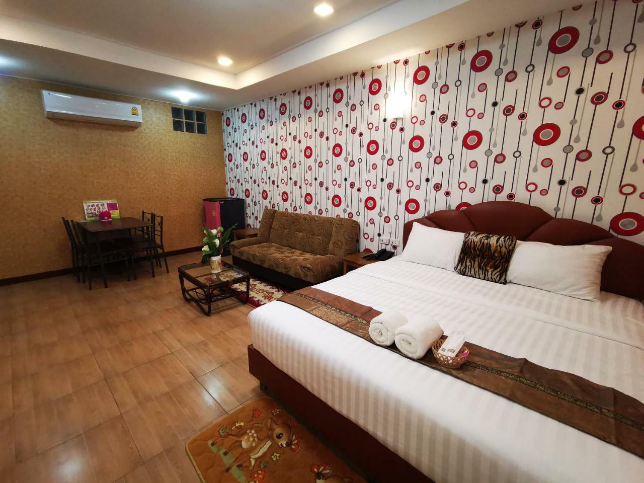 Hi Tech Resort Kabin Buri Exterior photo