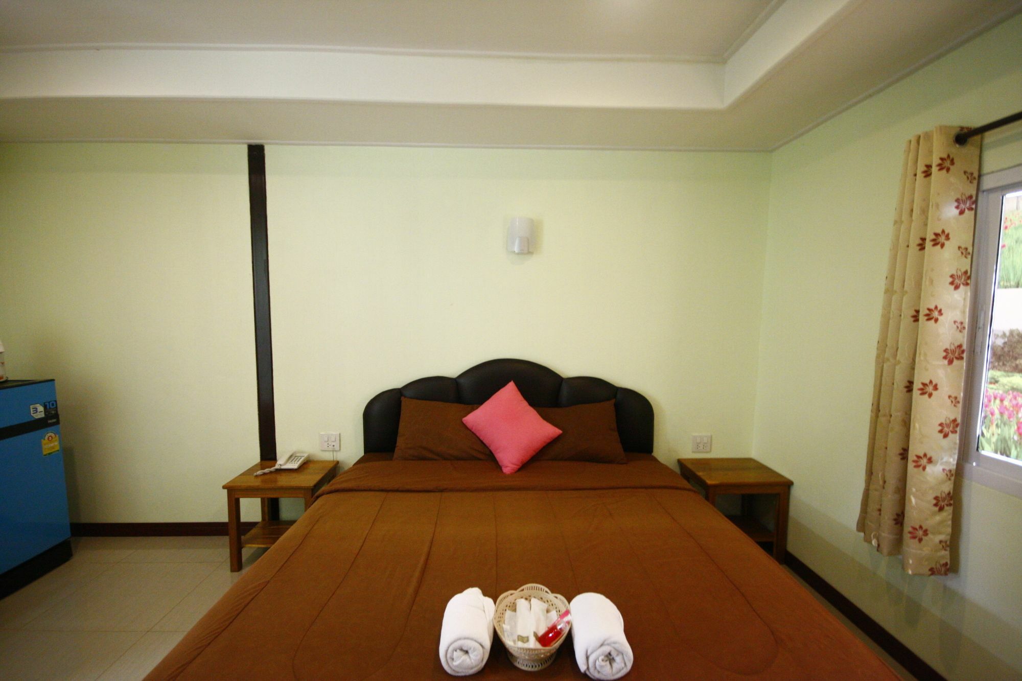 Hi Tech Resort Kabin Buri Exterior photo